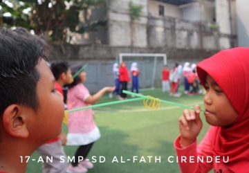Kemeriahan perayaan Hari Kemerdekaan Republik Indonesia yang ke-74 di SMP Al-Fath