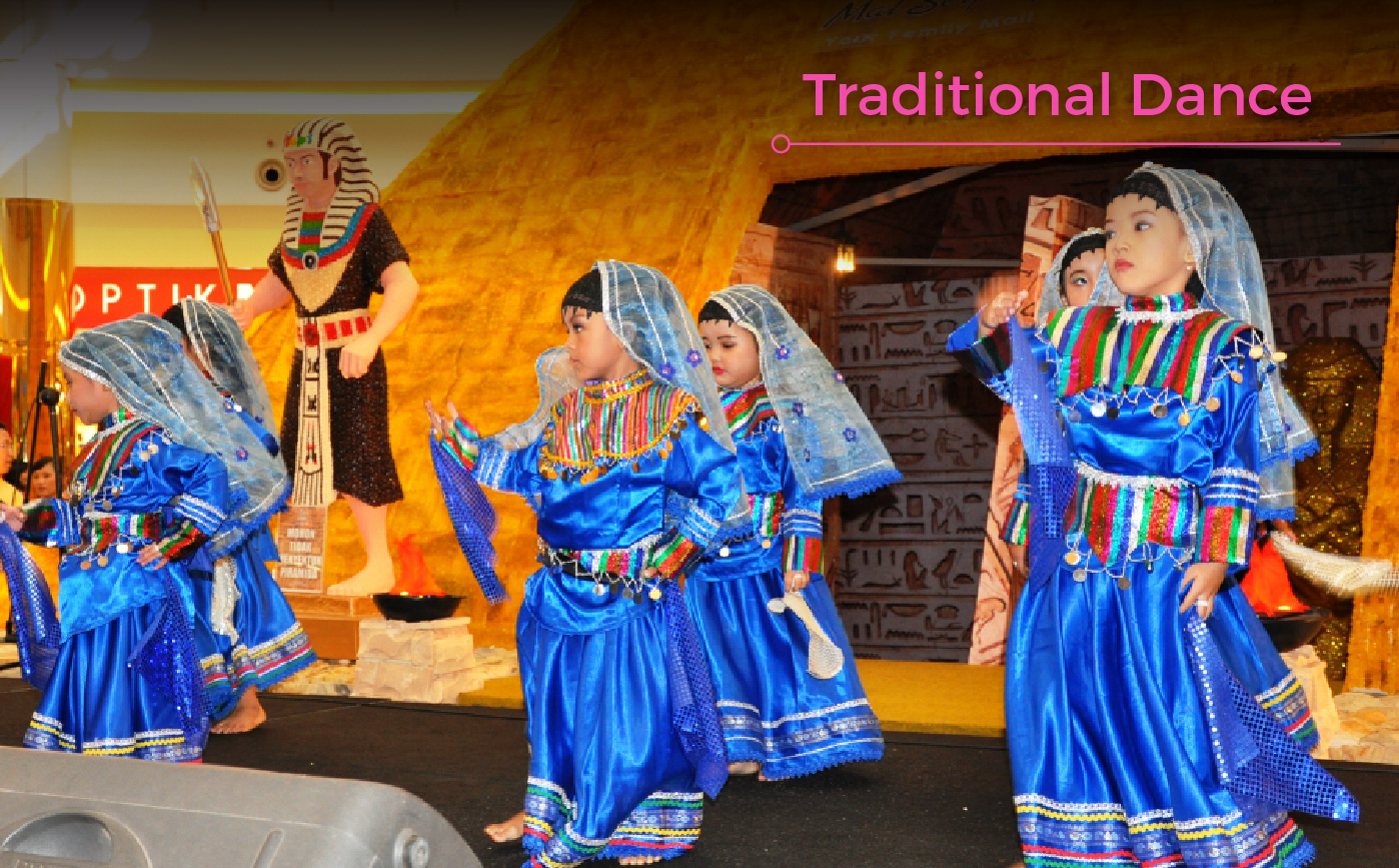 afternoon-class-tk_traditional-dance