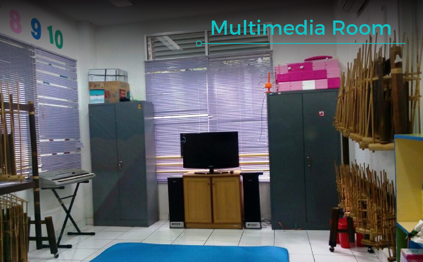 fasilitas-smp_multimedia-room